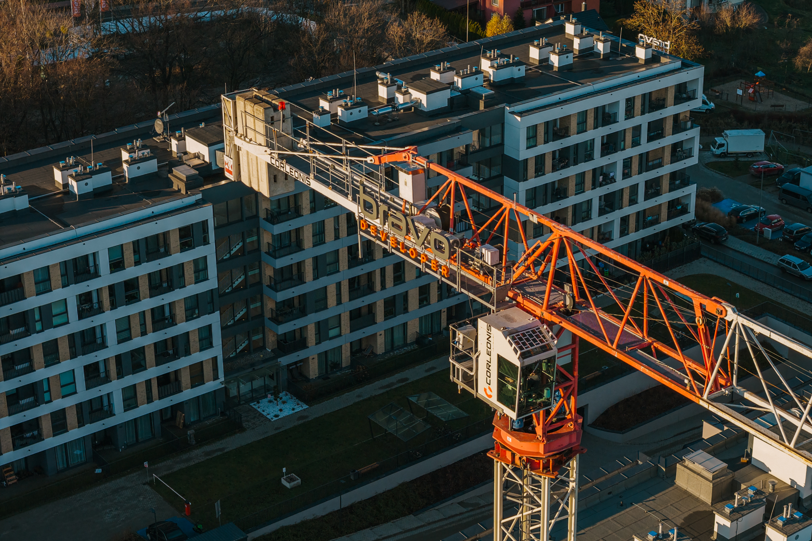 Quercus listopad grudzien 2025 małe 50
